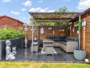 Photo 25- click for photo gallery